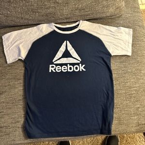 Girls size 14/16 t shirt